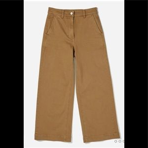 The Wide-Leg Crop Pant